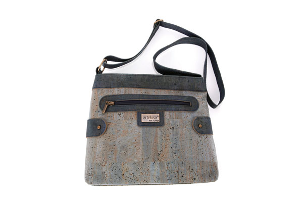 Corque Schoudertas, Rits Blauw
